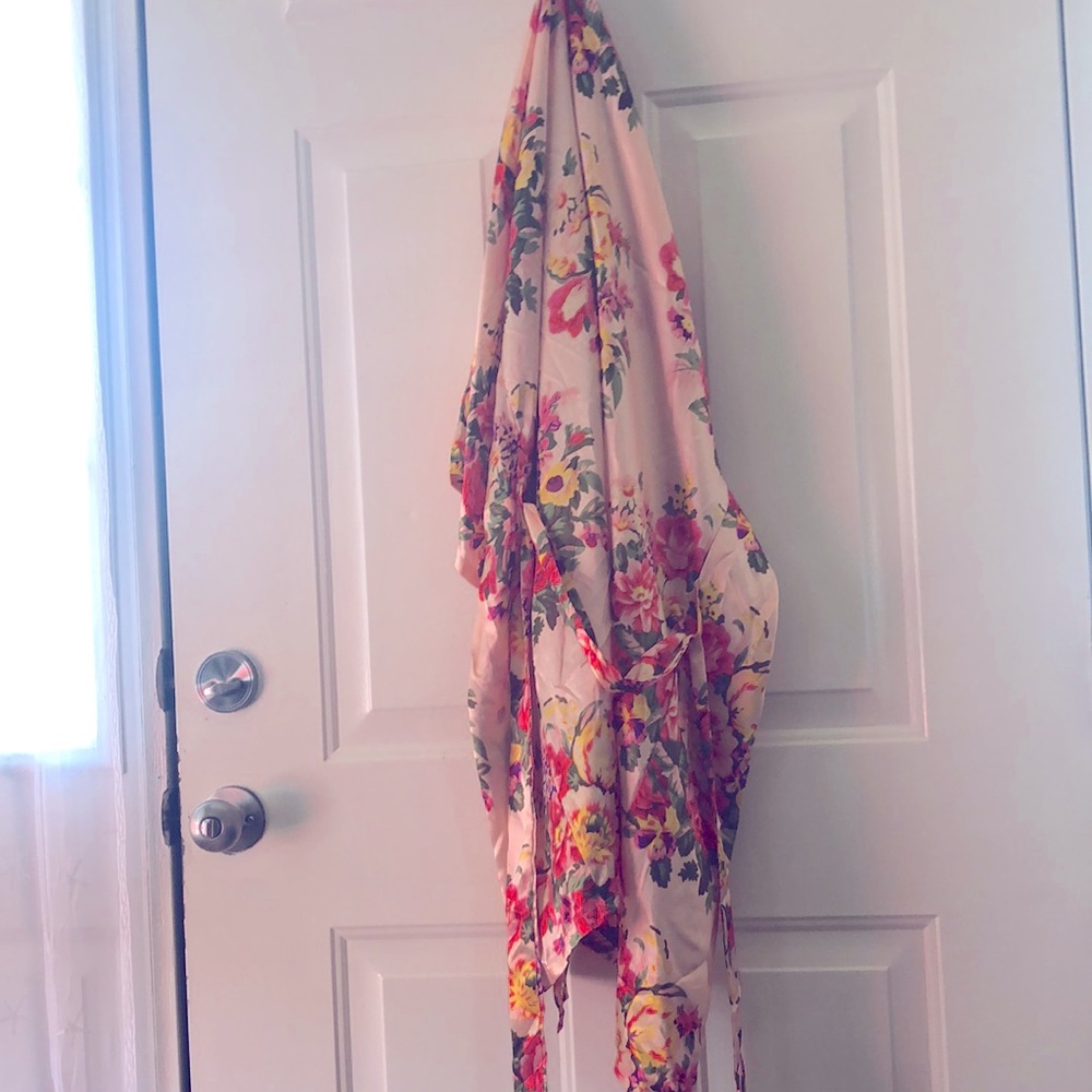 Silk wedding day bathrobe